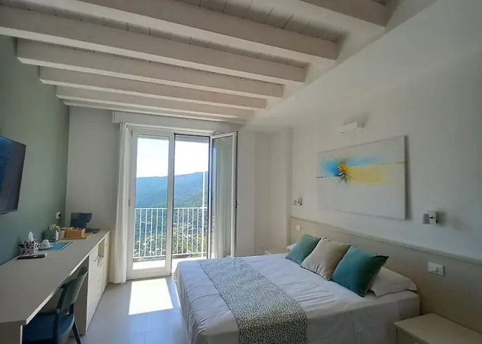 Lilliput Guest House-noli Pensión *